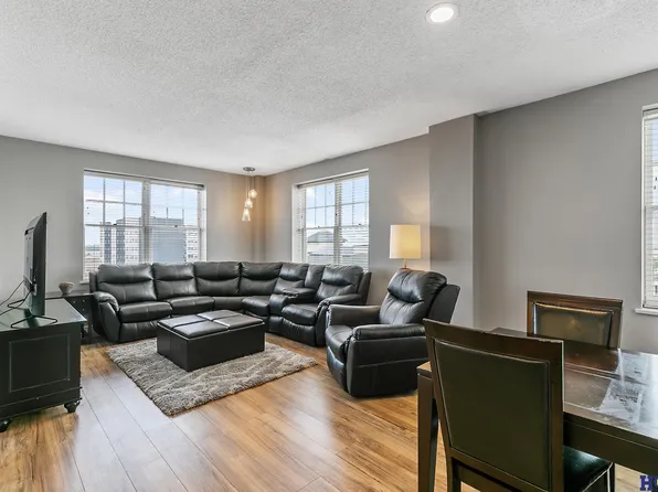 139 N 11th St APT 1101, Lincoln, NE 68508