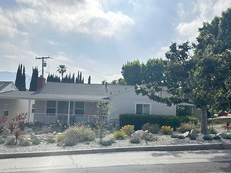 4717 Glenwood Ave — Photo 3