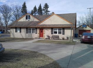 521 E Broad St, Linden, MI 48451