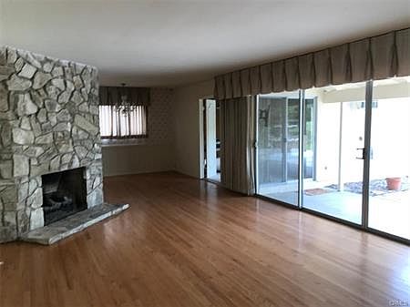 1st image of 23429 Clarendon St