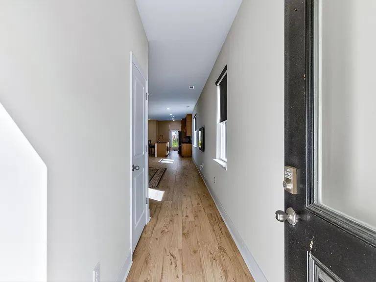 806 Dorset Stream Dr — Photo 3