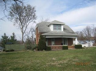 2409 N 12th St, Quincy, IL 62305