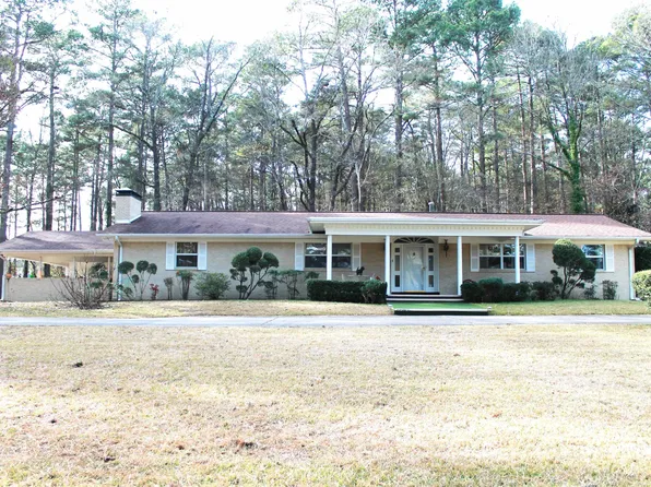 826 Palm Dr, El Dorado, AR 71730