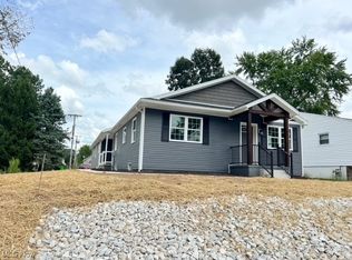 1215 Oak St, Dover, OH