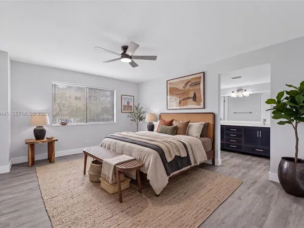 8040 Hampton Blvd APT 208, Pompano Beach, FL 33068