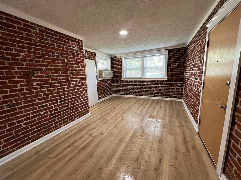 2642 Harney 317 South Ave #27 — Photo 4