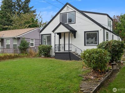 15421 10th Avenue SW, Seattle, WA, 98166