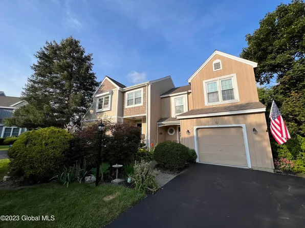 24 Greystone Drive, Voorheesville, NY 12186
