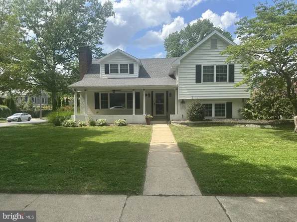 1337 Girard Ave, Wyomissing, PA 19610