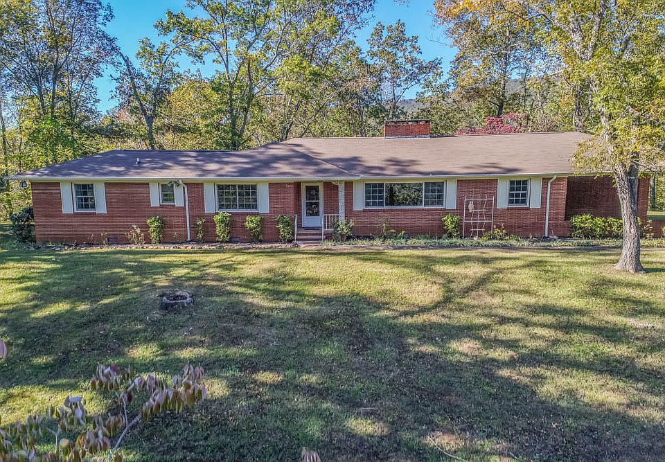 1st image of 134 Magna Vista Dr