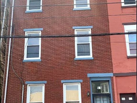3rd image of 915 N 6th St #10320479