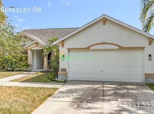 4218 Berkeley Dr, Parrish, FL 34219