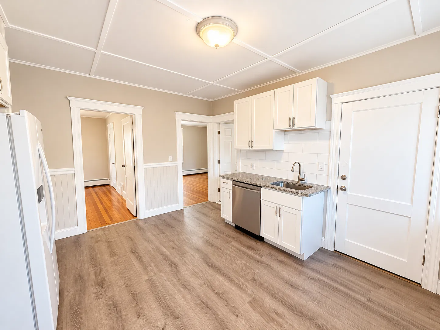 4 bed, 1275 sqft, $3,450 — Photo 3
