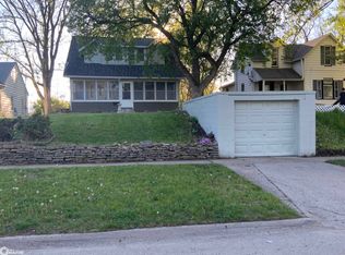 307 N 17th St, Denison, IA 51442