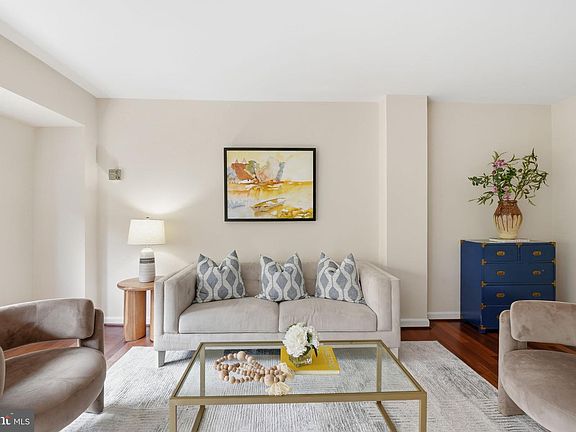 3rd image of 3701 Connecticut Ave NW APT 222