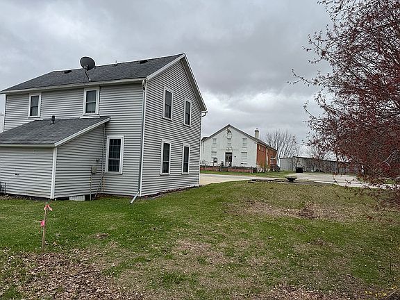 4th image of 4427 V St