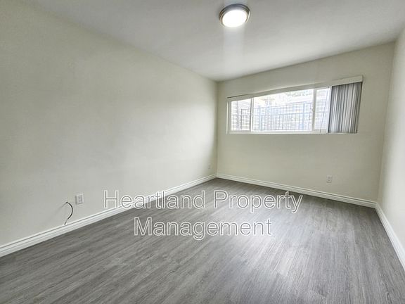 5th image of 4162 51st St APT 1
