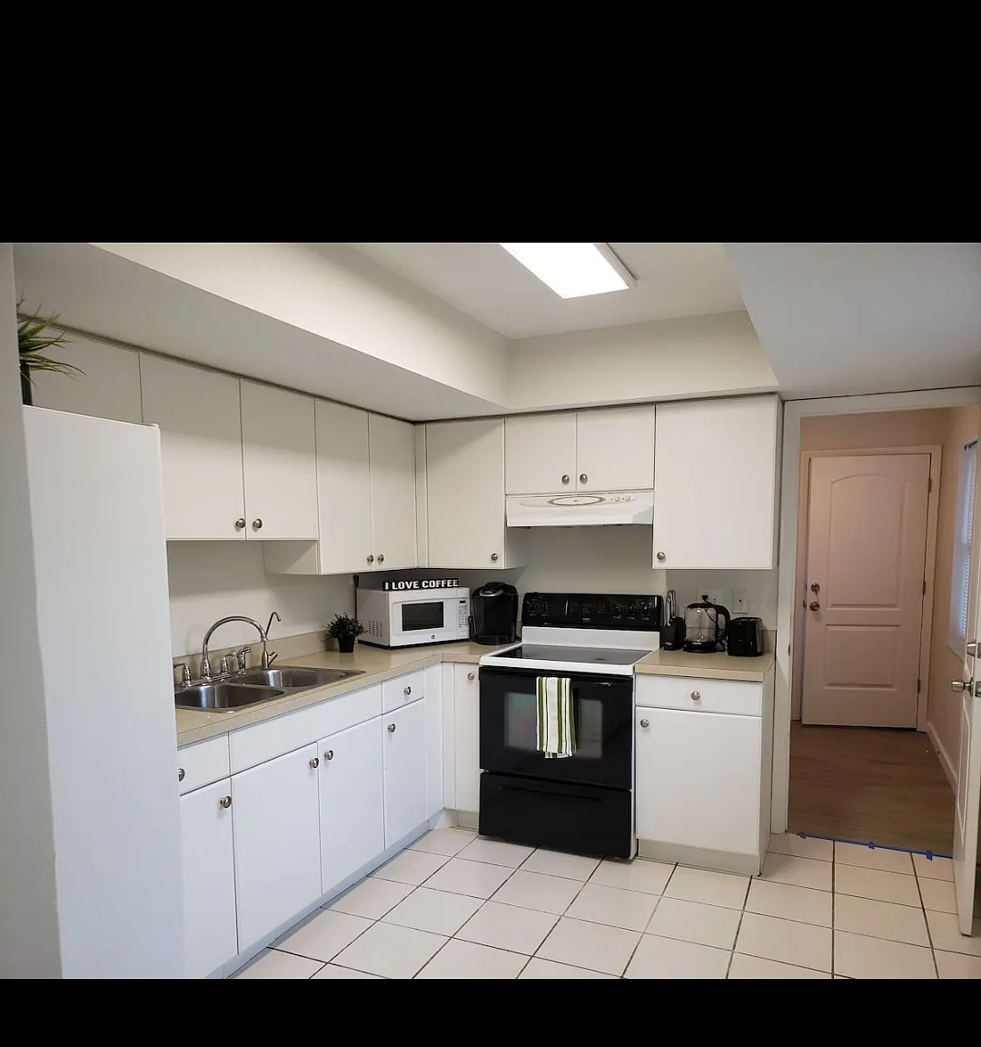 2 bed, 850 sqft, $1,900 — Photo 3