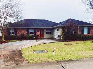 323 Elm Dr, Raceland, LA 70394