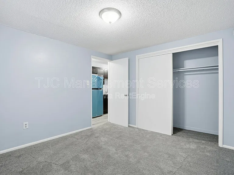 1341 N Ogden St #202 — Photo 3