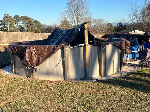 5th image of 1029 Green Rd