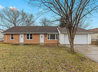 8424 Stout Ave, Warren, MI 48093