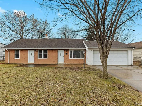 8424 Stout Ave, Warren, MI 48093