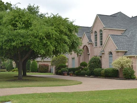 2nd image of 1003 Southlake Hills Dr