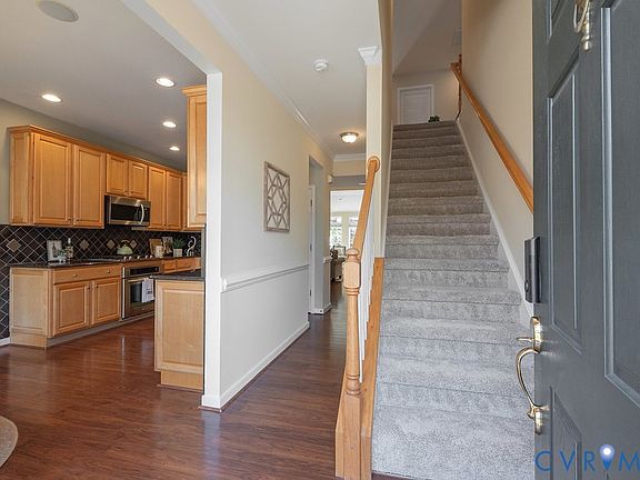 5th image of 5924 Gate House Dr