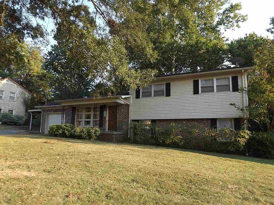 1st image of 422 Curtis Dr SE