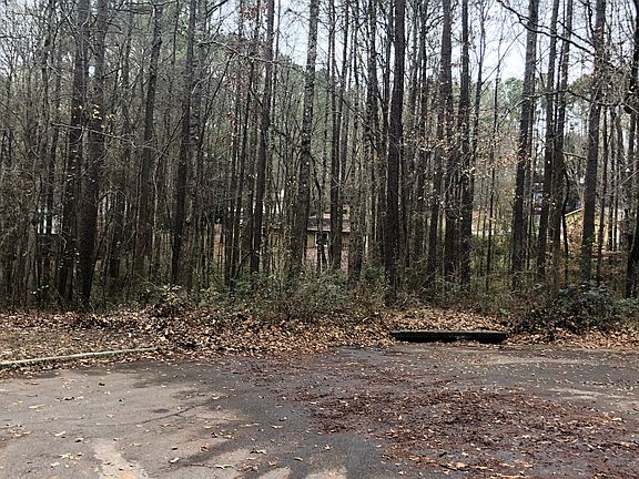 4th image of 6639 Housworth Ln