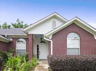 801 Vicksburg Ct, Longview, TX 75601