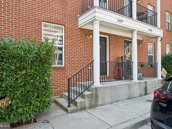 3rd image of 4607 Dillon St