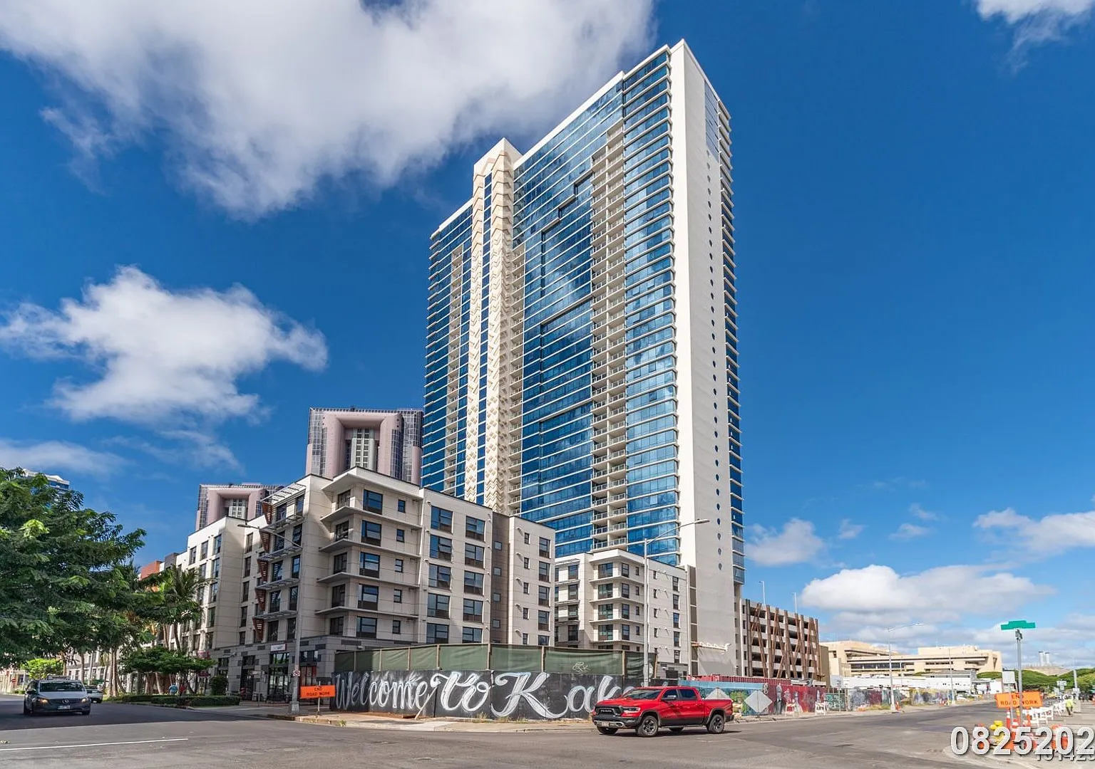 $3000 / 1-bdrm, 1-bath, 1-parking at Keauhou Place in Kaka'ako — Photo 1