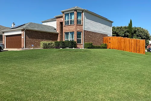 8016 Southern Pine Way Photo 1