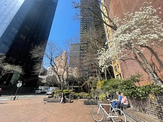 Rented by Oxford Property Group | media 10