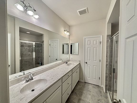3rd image of 7121 Brick Kiln Cir