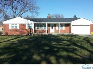 3459 Fleitz Rd, Oregon, OH 43616