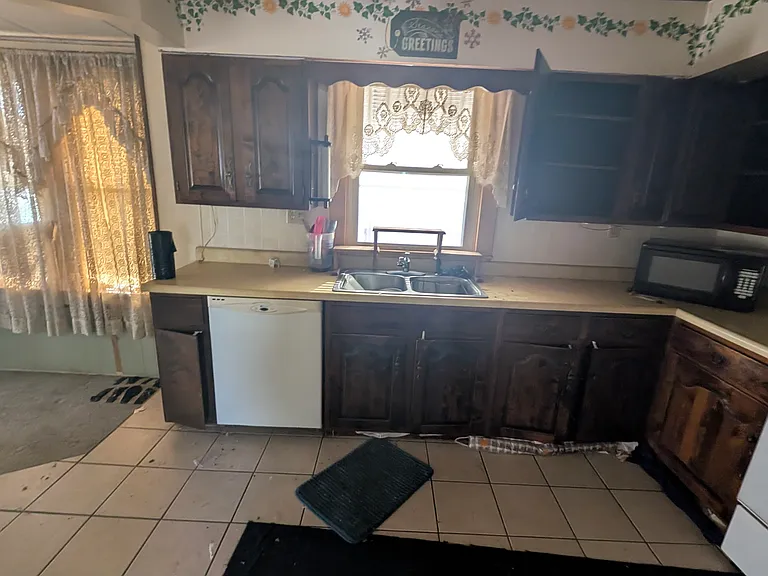 1108 E Arcadia Ave — Photo 28