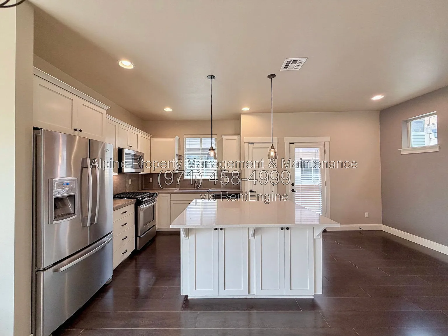 4 bed, 2.5 bath, 1748 sqft, $2,795 — Photo 2