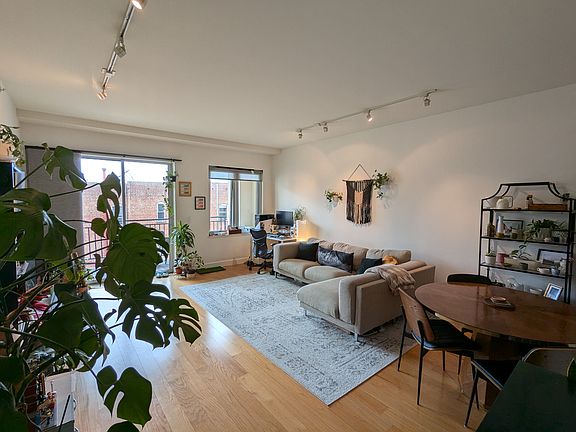 5th image of 77 Van Ness Ave APT 504