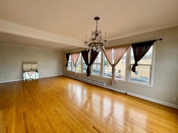 4th image of 100 Dartmouth St