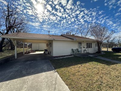 1002 E Milton Ave, Comanche, TX, 76442