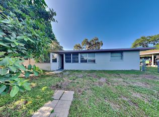 2705 Regatta Dr, Sarasota, FL 34231