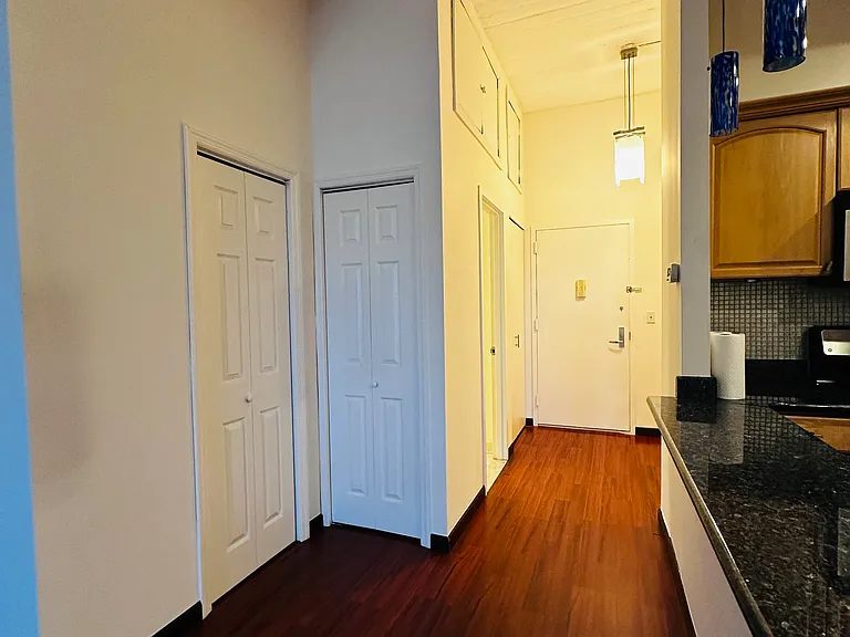 80 Bay Street Lndg #8F — Photo 9