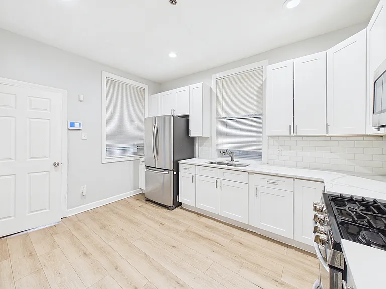 6639 S Bishop St #1 — Photo 6