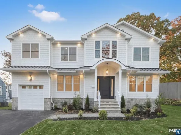 1122 Boulevard, New Milford, NJ 07646