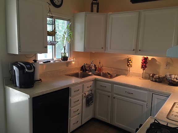 5th image of 7638 Williams Ave