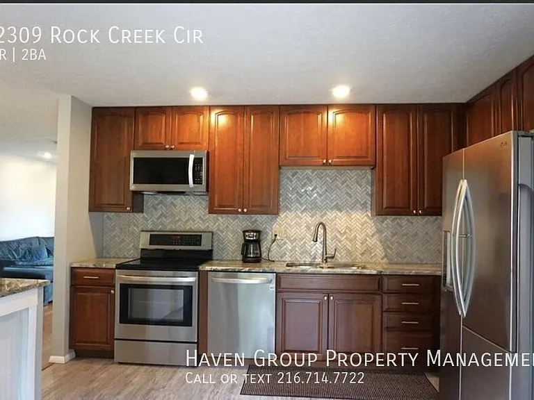 22309 Rock Creek Cir — Photo 6