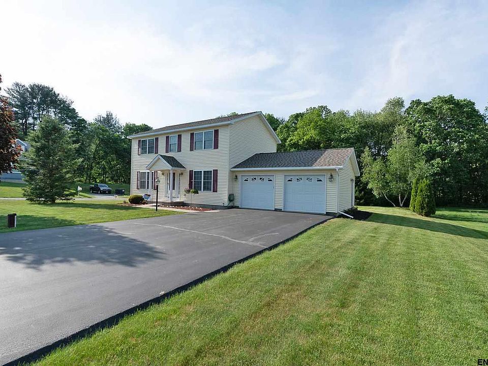 1st image of 55 Evelyn Dr